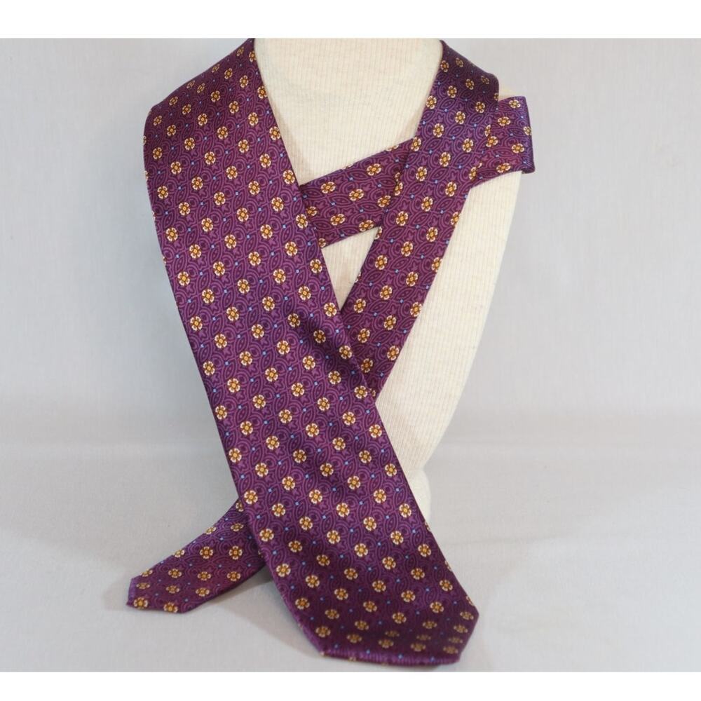 💎Jos A Bank Neck Tie Executive Collection Tiny Floral Motif Purple On Yellow